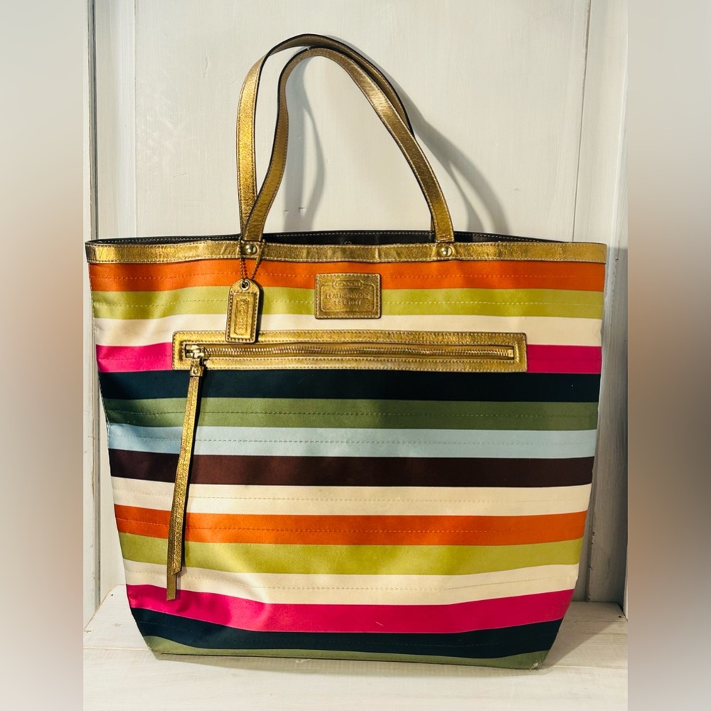 Authentic Coach Legacy Multi Striped Tote Bag , Vintage FO6K-10396